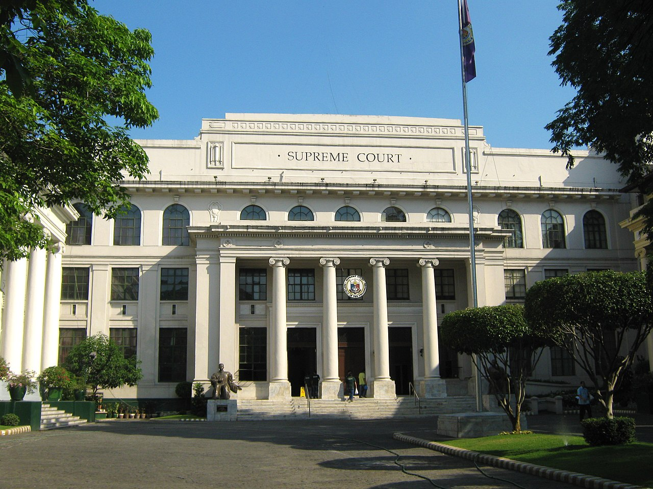 Korte Suprema ng Pilipinas: Ang Pinakamataas na Hukuman — Paano Ito Gumagana?